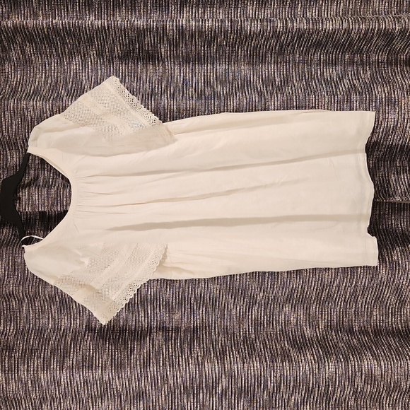 Old Navy Dresses & Skirts - NEW Old Navy Flutter Eyelet Sleeve Dress with Pockets Sz XL